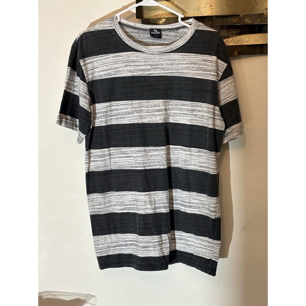 OT Revolution Shirt Mens Size Large Black Gray Heathered Stripe A9
